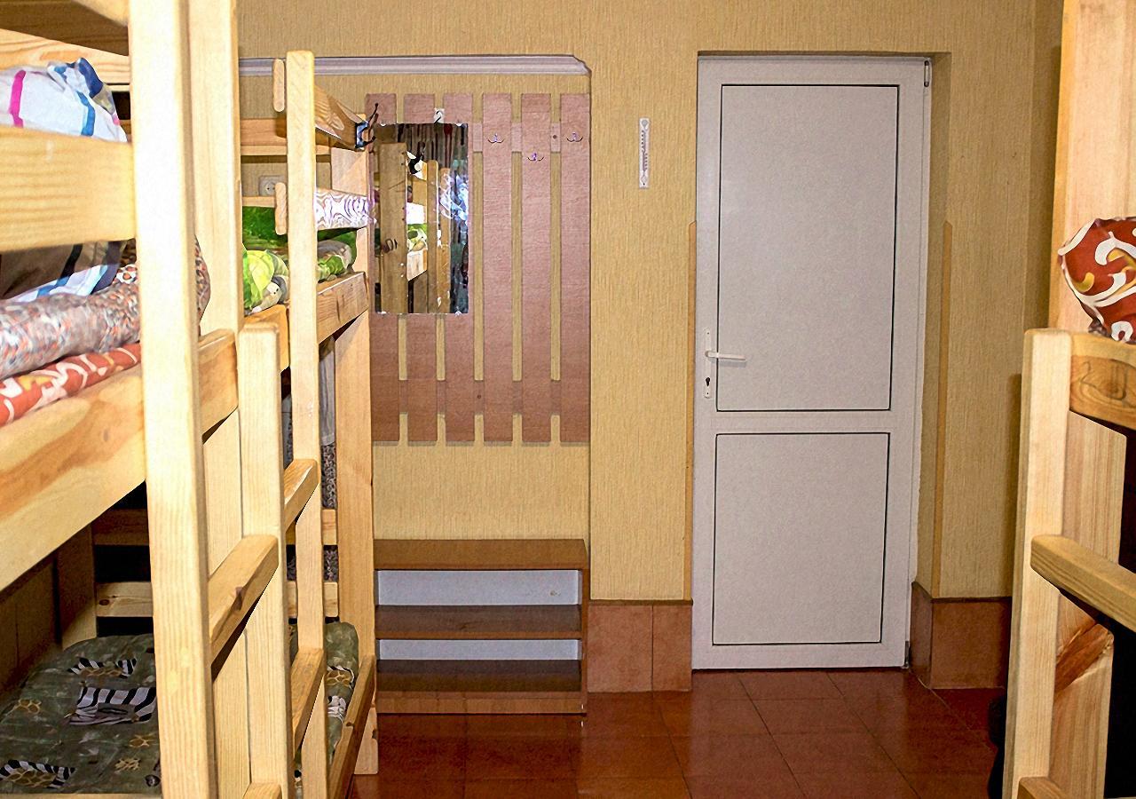 Matras Hotel Kiev Bagian luar foto